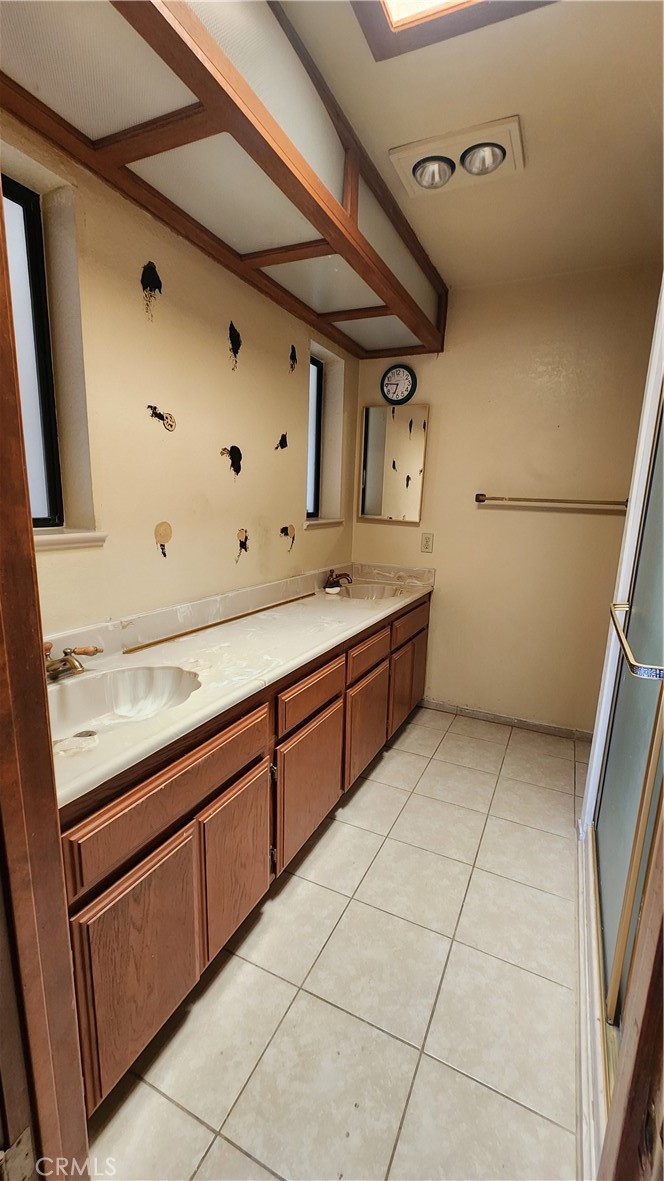 17461 Preston Street Property Photo 11