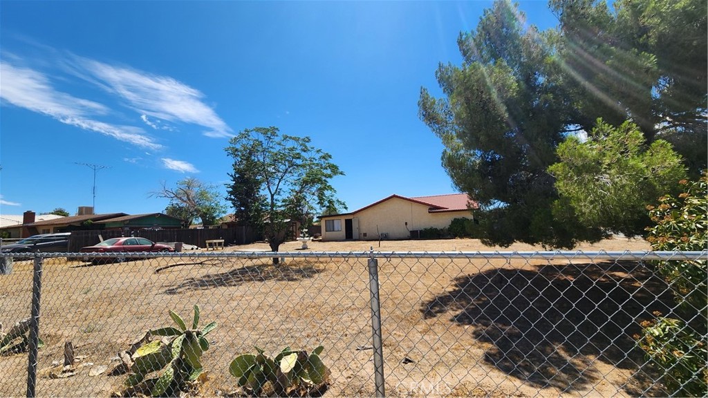 17461 Preston Street Property Photo 23