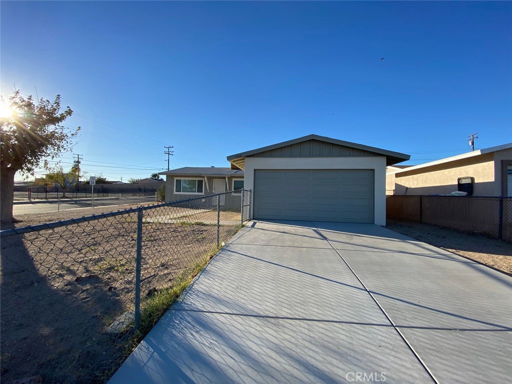 1544 Armory Road Property Photo 1