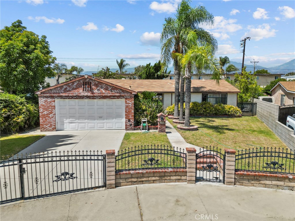 327 Flaxton Street Property Photo 1