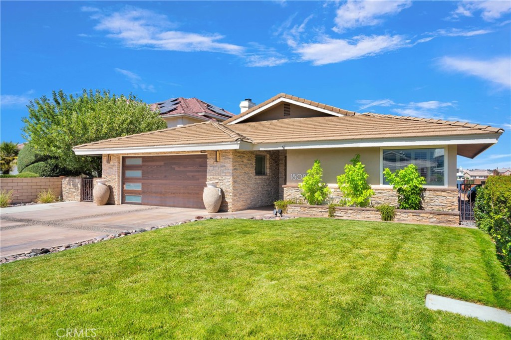18083 Mariner Drive Property Photo