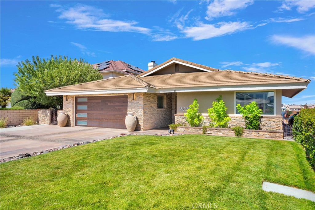 18083 Mariner Drive Property Photo