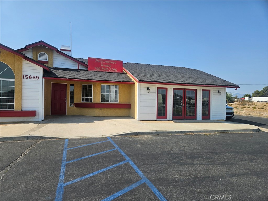 15659 Bear Valley Rd Property Photo 10