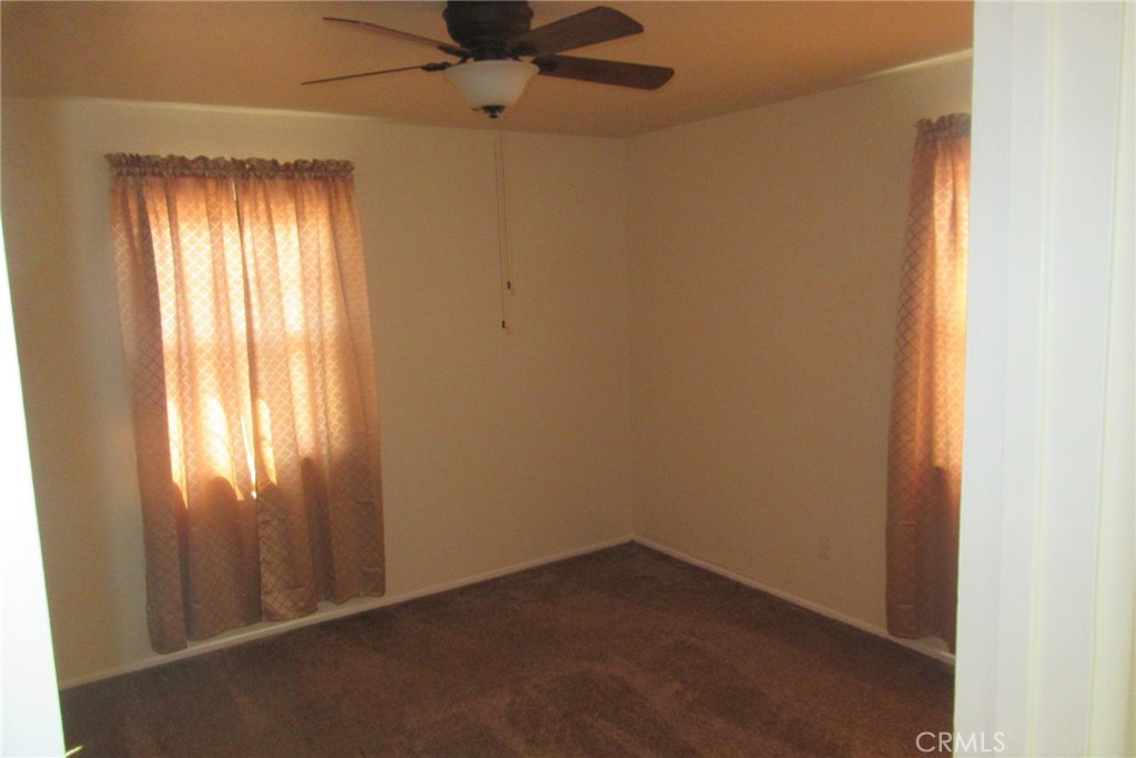 18924 Vine Street Property Photo 10
