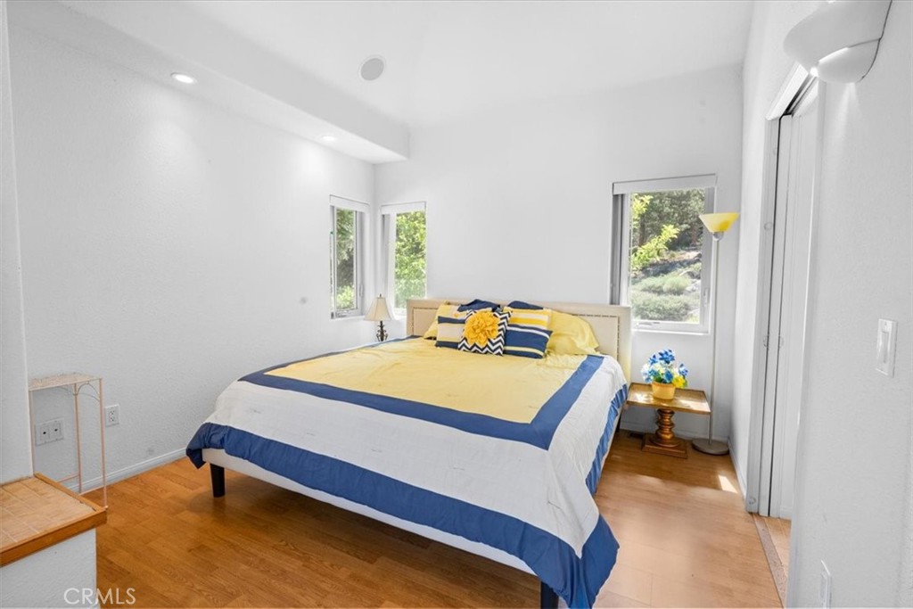 38512 North Shore Drive Property Photo 12
