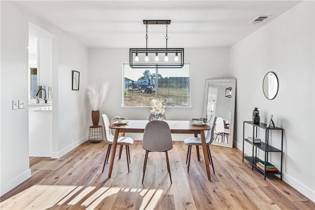 7046 7th Property Photo 6
