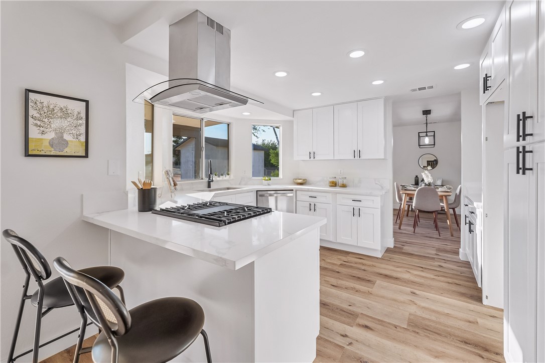 7046 7th Property Photo 16