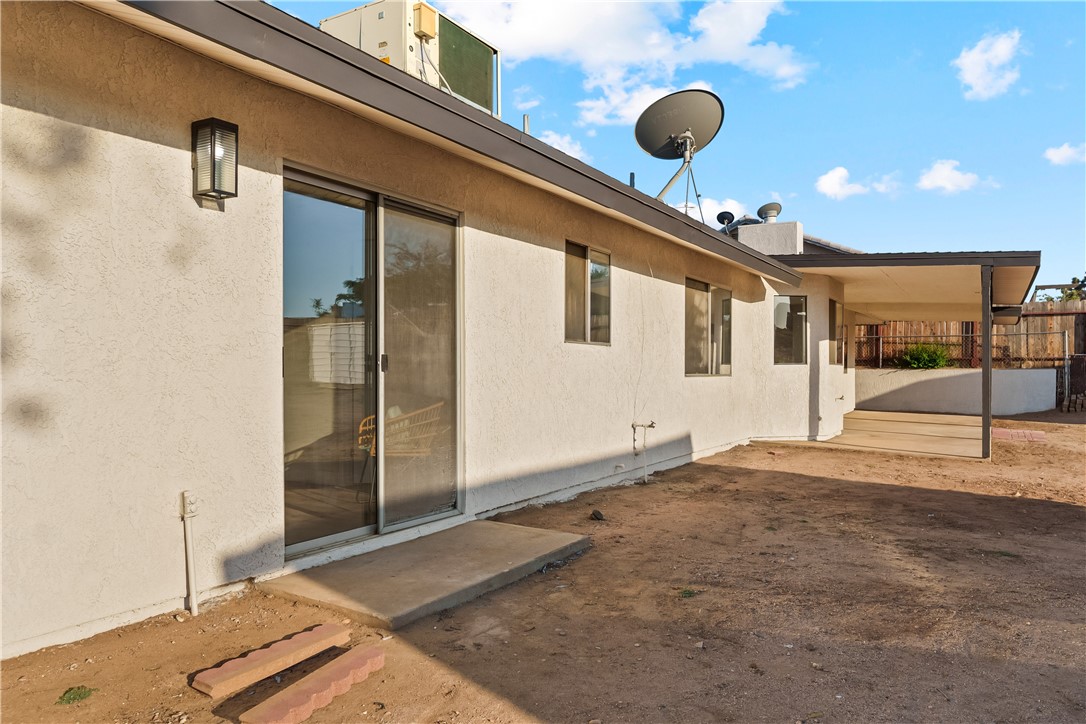 7046 7th Property Photo 33