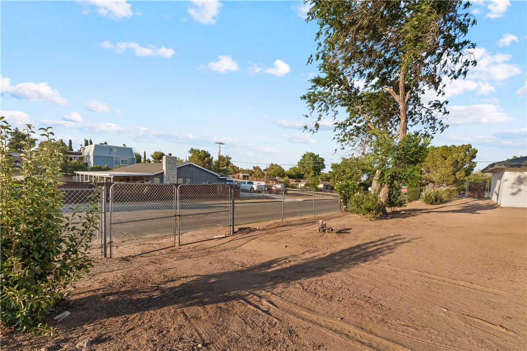 7046 7th Property Photo 38