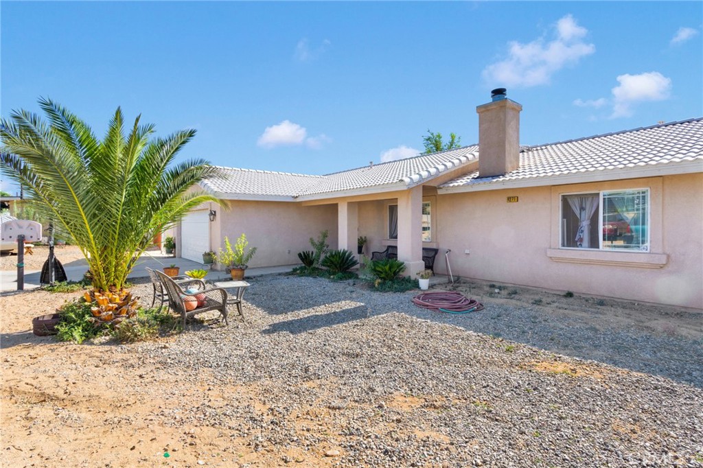9271 Espada Avenue Property Photo 3