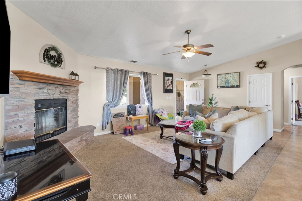 9271 Espada Avenue Property Photo 6