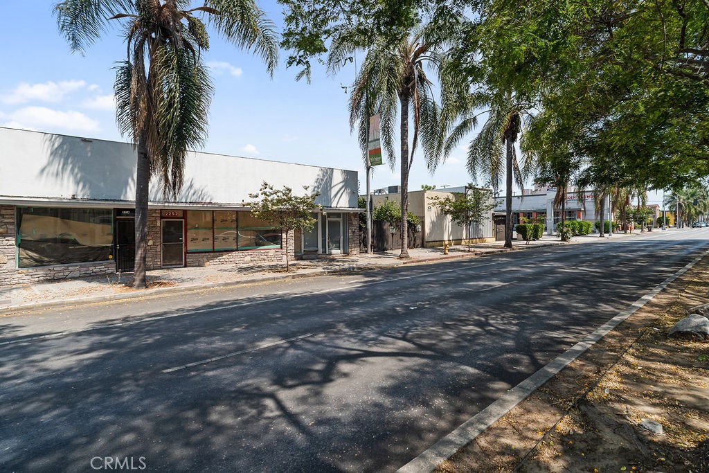 2262 Pacific Avenue Property Photo 1
