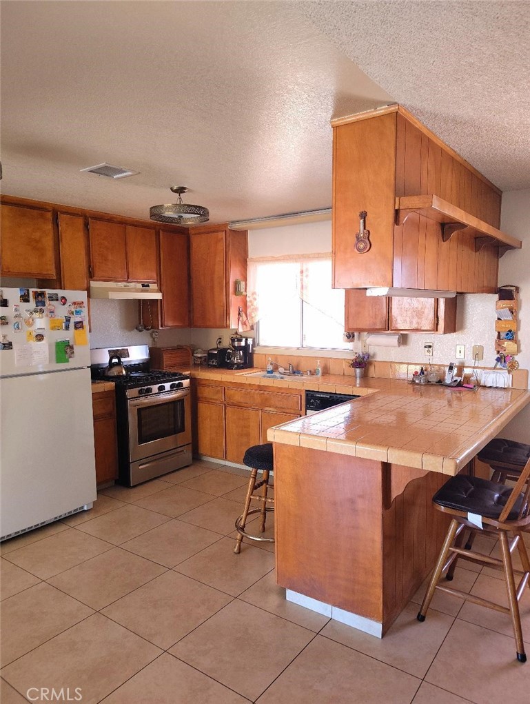 17416 Trinity Drive Property Photo 8