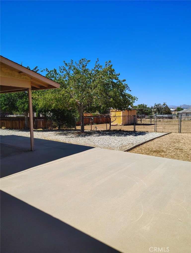 17416 Trinity Drive Property Photo 15