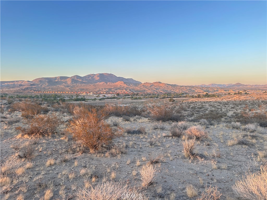 0 Off Air Expressway Property Photo 3
