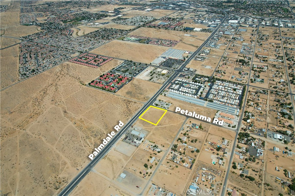 14285 Palmdale Road Property Photo 3