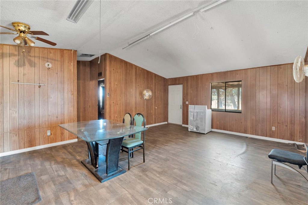9764 Wild Rose Road Property Photo 10