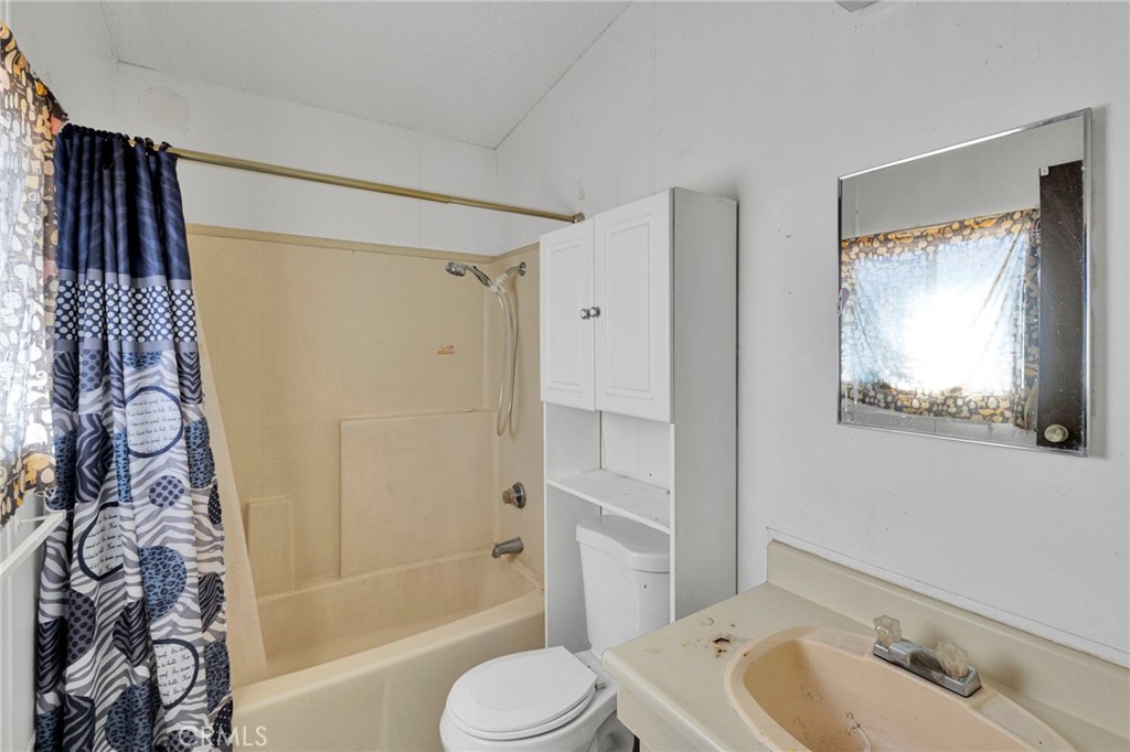 9764 Wild Rose Road Property Photo 14