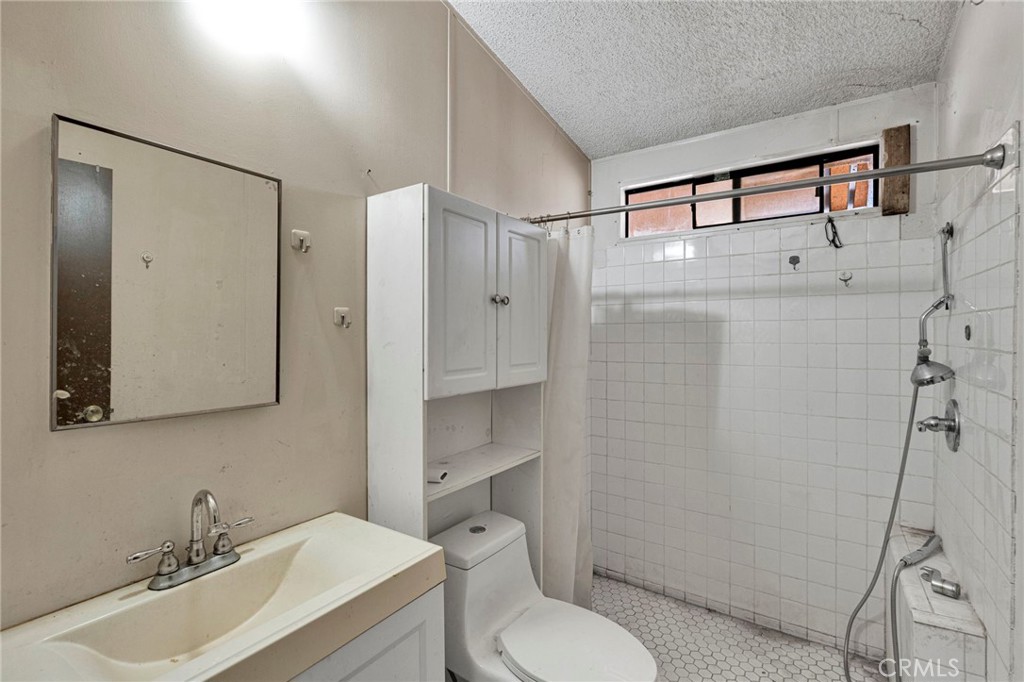 9764 Wild Rose Road Property Photo 17
