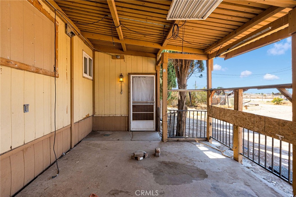 9764 Wild Rose Road Property Photo 20