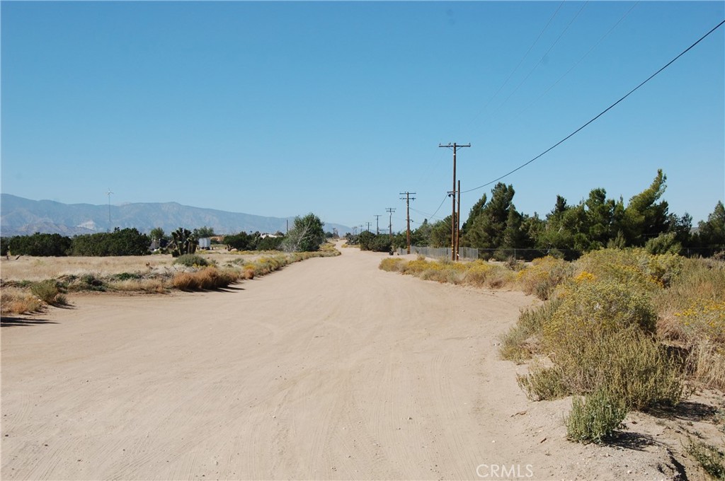 1 Arrohead Rd Property Photo 1