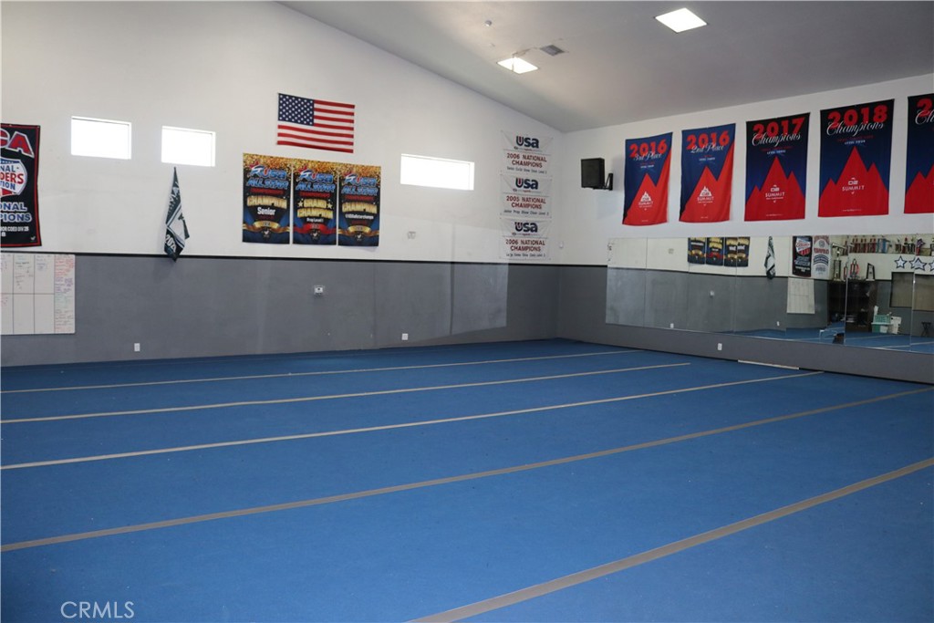 17537 Bear Valley Road Property Photo 6