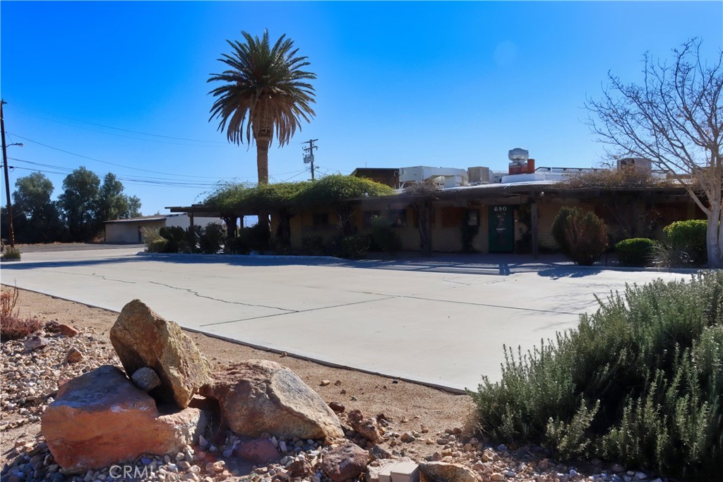 690 US Highway 58 Property Photo 1
