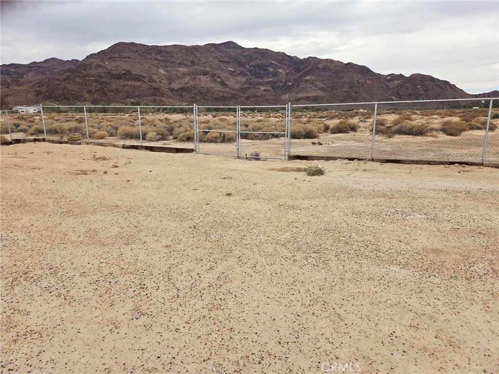 45985 National Trails Highway Property Photo 17