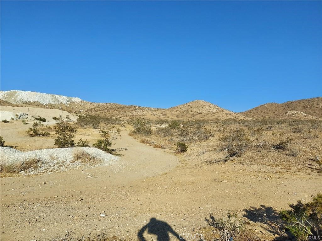 0 Apple Valley Parcel #0472-051-16 Road Property Photo 6