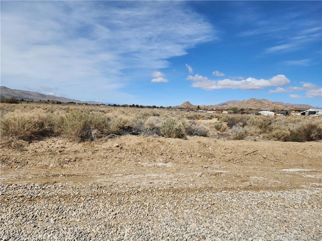 401 Ox Bow Road Property Photo 1