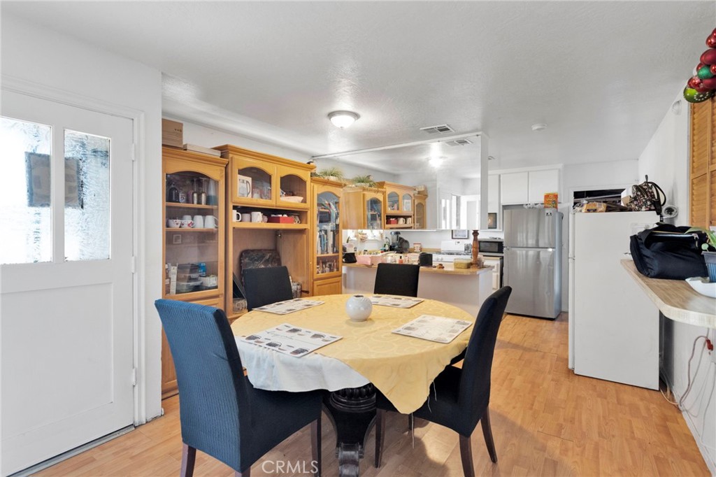 14720 Main Street Property Photo 4