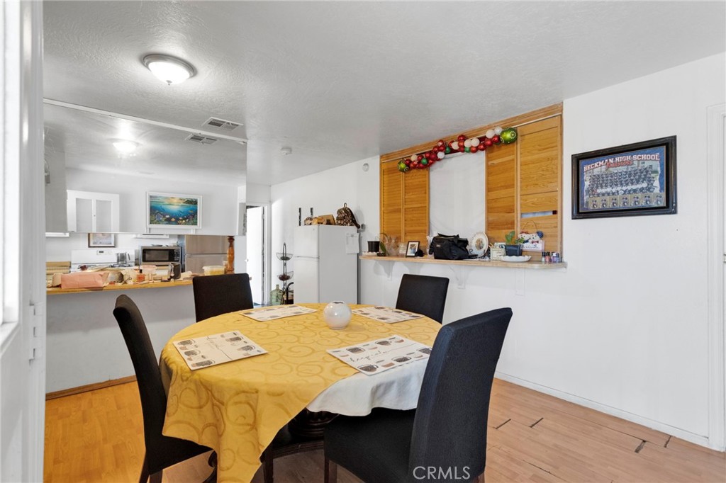14720 Main Street Property Photo 5