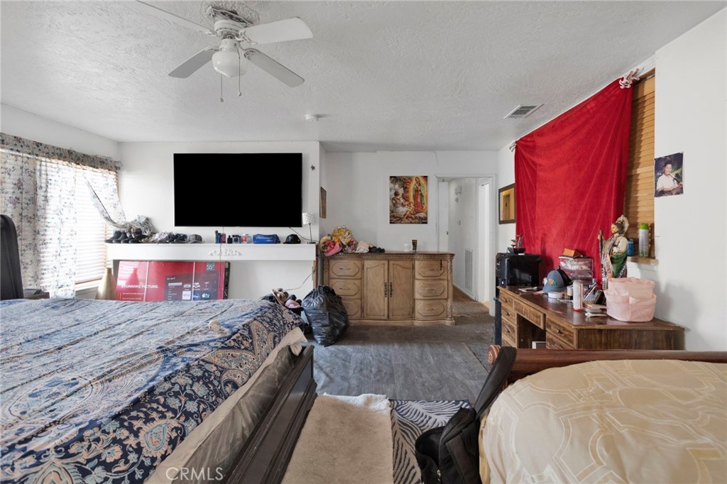 14720 Main Street Property Photo 9