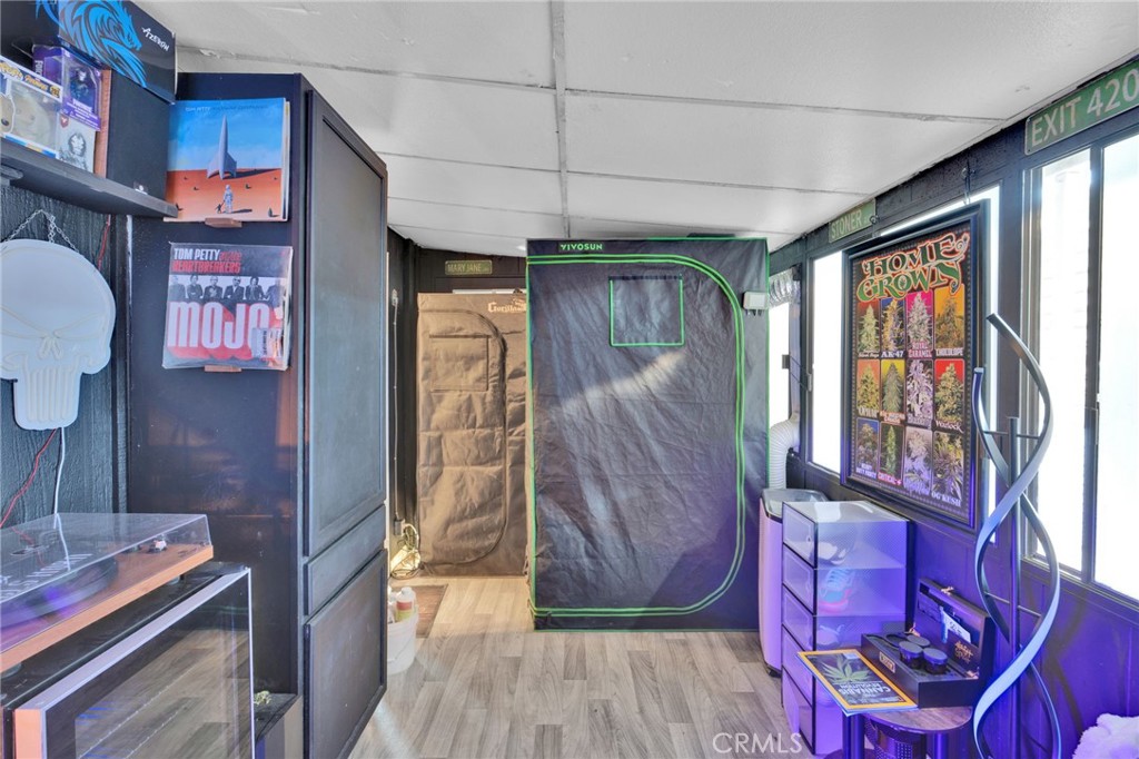 15252 Seneca Rd 343 Property Photo 29