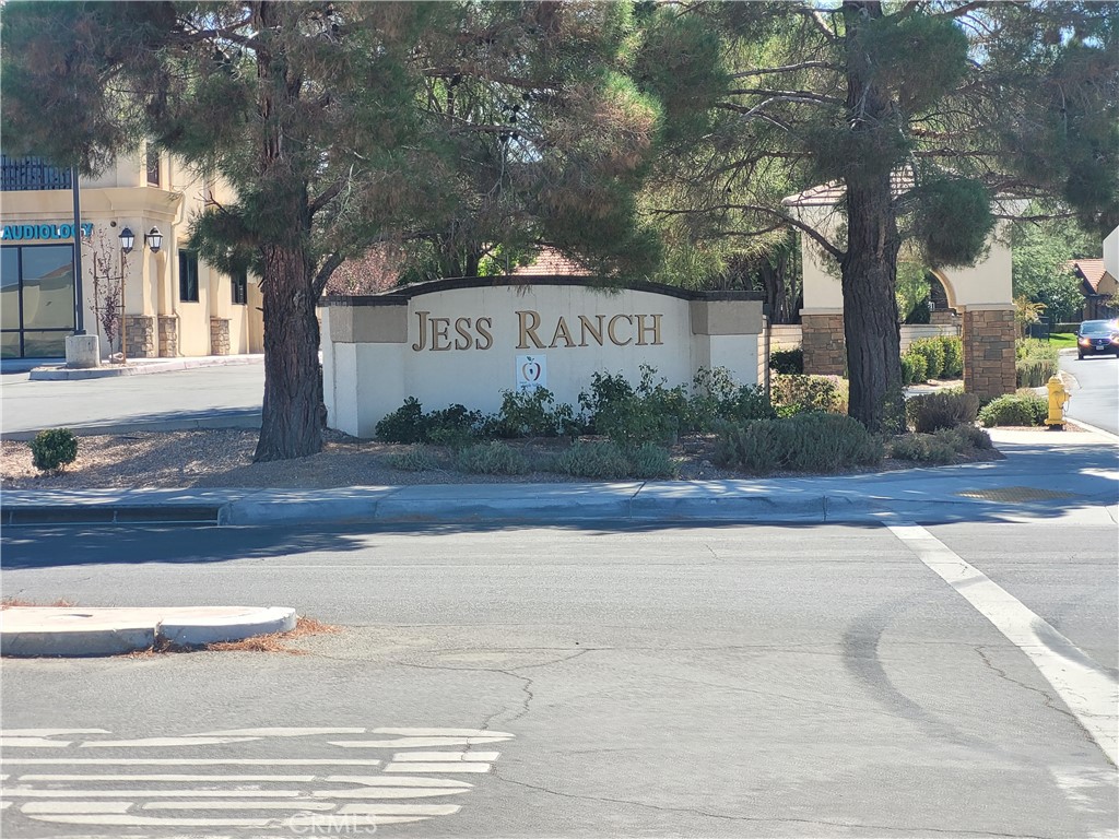 19218 Elm Drive Property Photo 29