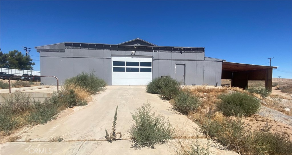 17011 Darwin Avenue Property Photo 2