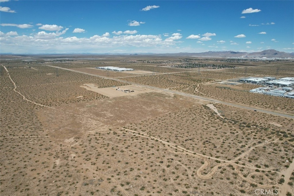 17374 Koala Road Property Photo 19