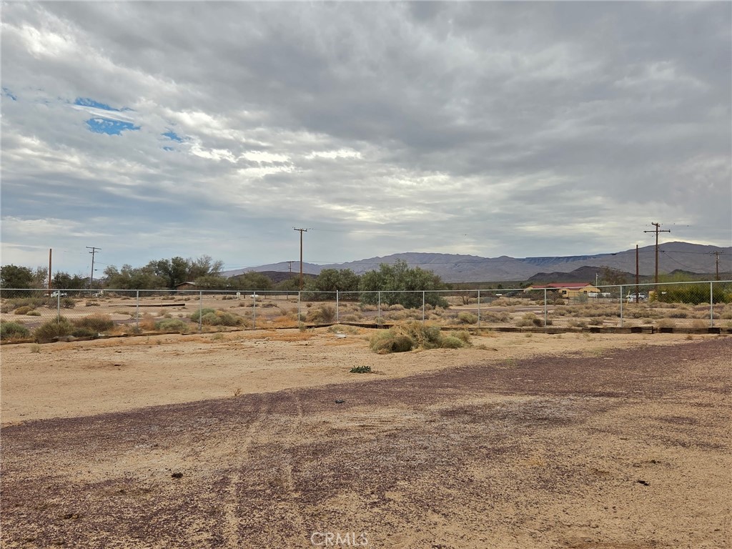 45985 National Trails Property Photo 5