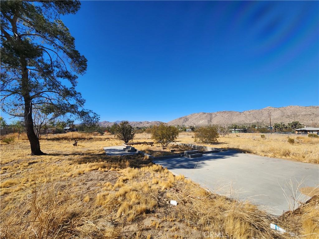 56646 Antelope Trail Property Photo 4