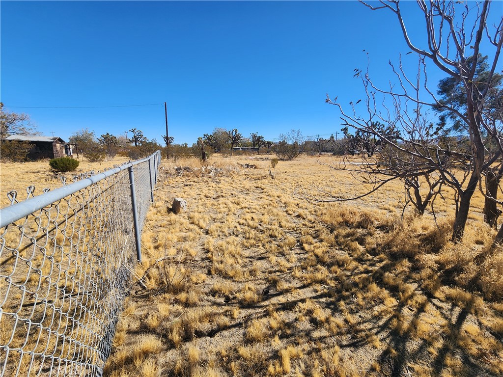 56646 Antelope Trail Property Photo 7