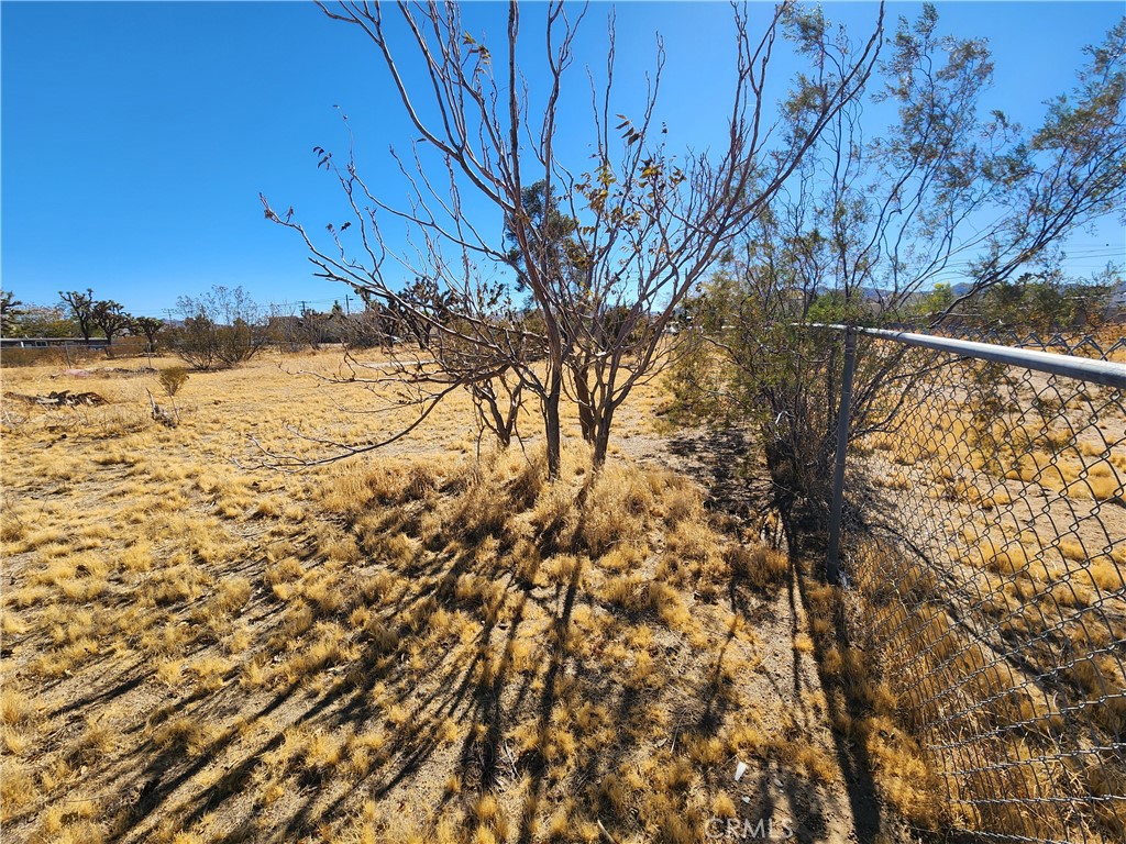 56646 Antelope Trail Property Photo 8