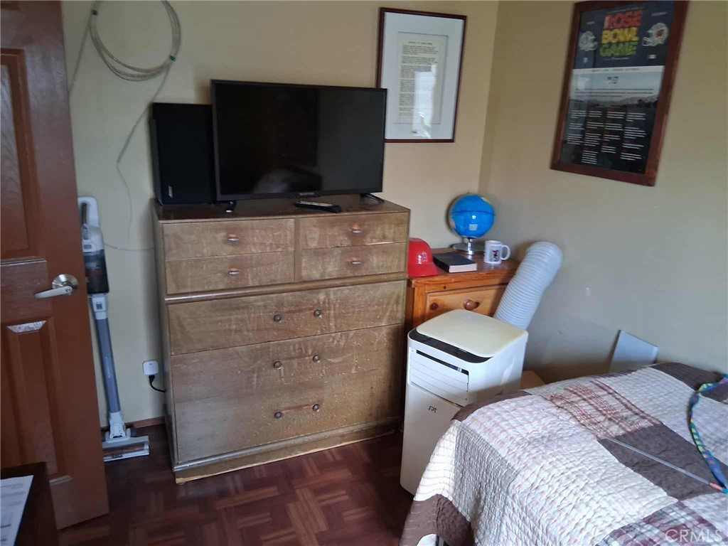 525 Fairfax Drive 2 Property Photo 8