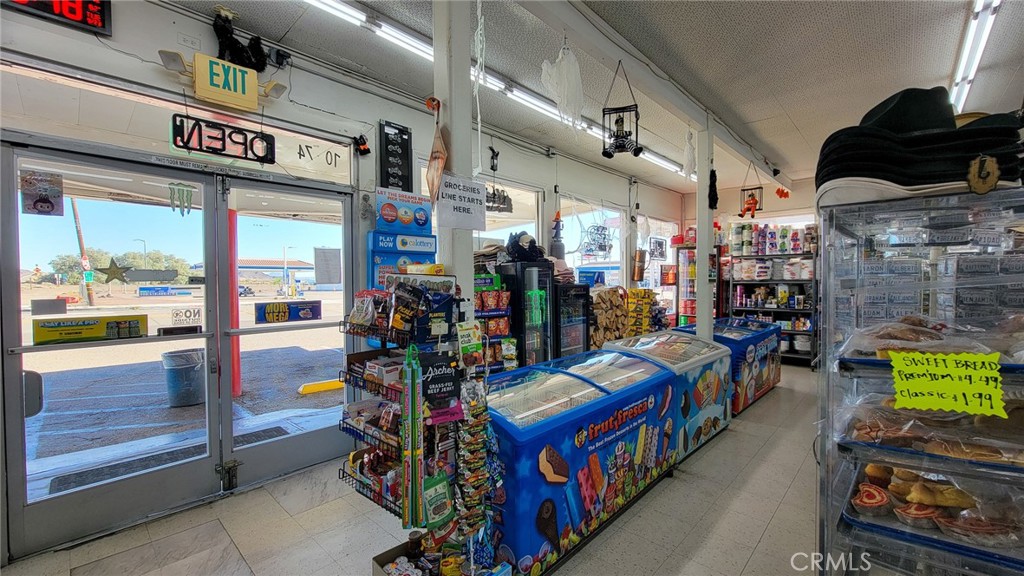72074 72074 Baker Boulevard Property Photo 7