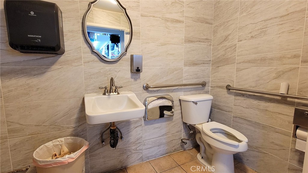 72074 72074 Baker Boulevard Property Photo 20