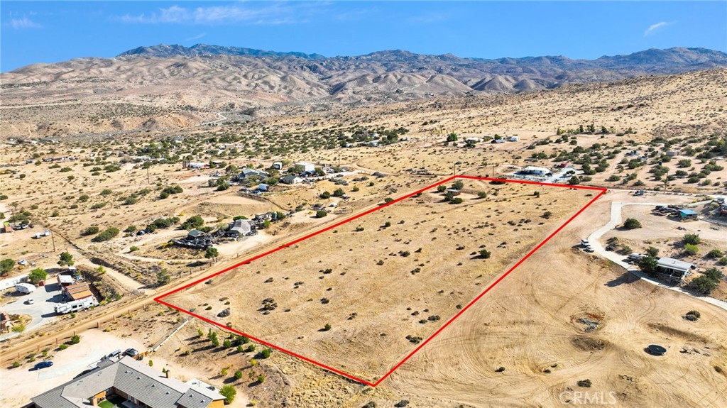 23766 Valley View Property Photo 8