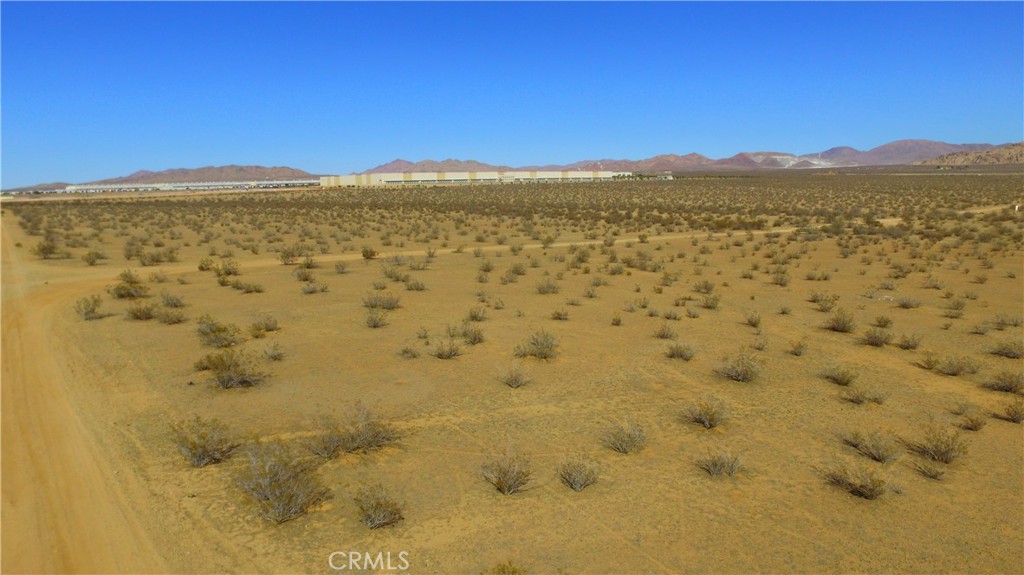 46337131 Comanche Road Property Photo 5