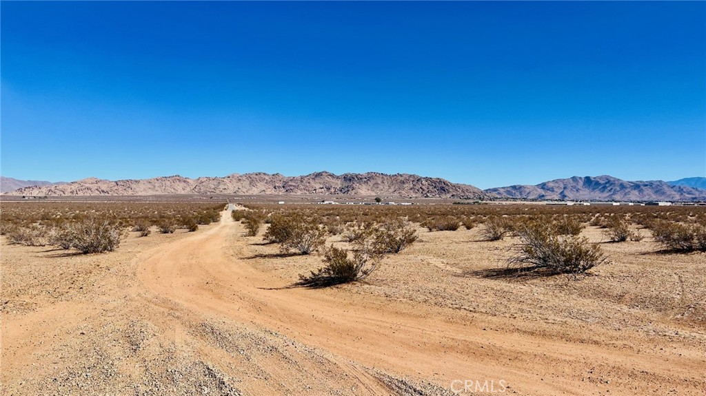 46337131 Comanche Road Property Photo 11