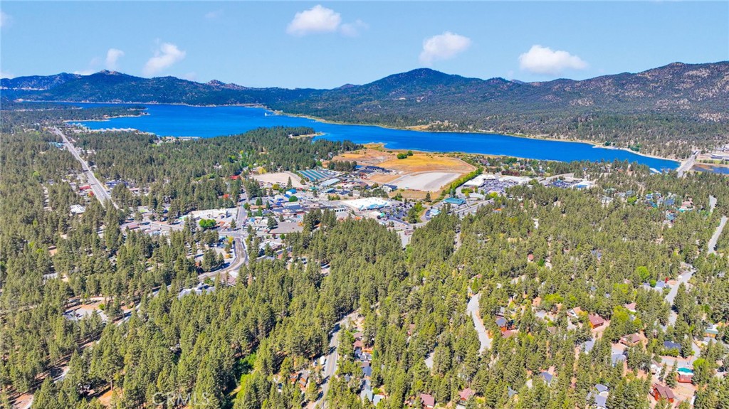 42651 Falcon Avenue Property Photo 36