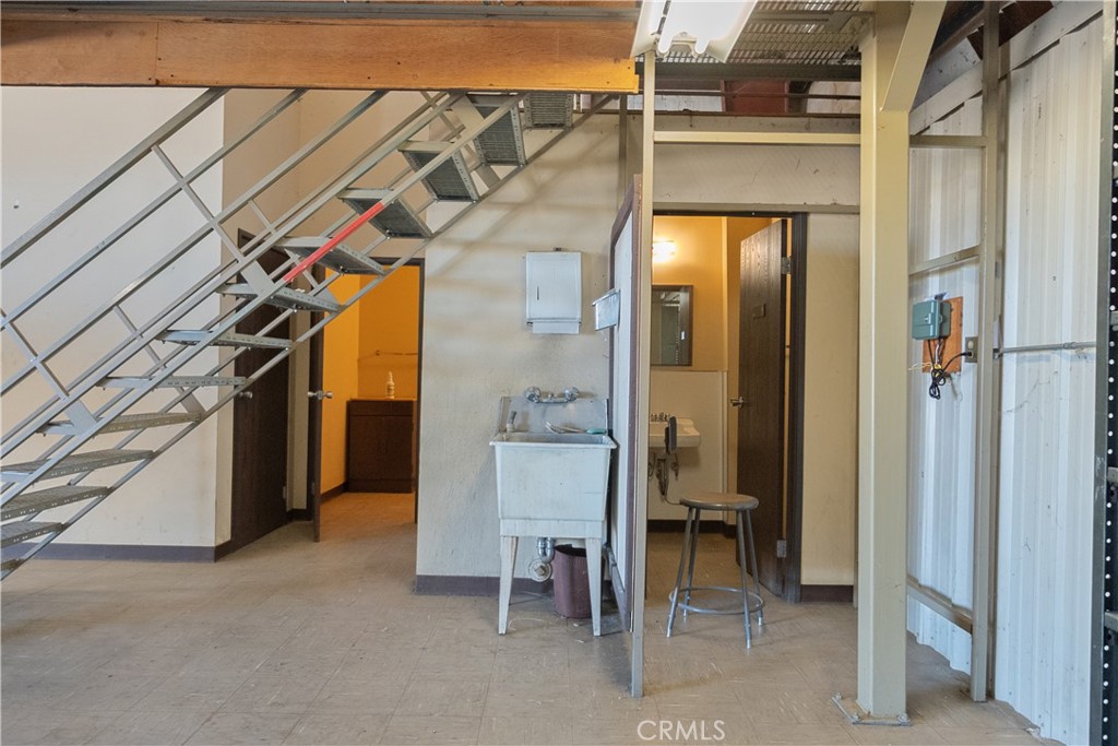 7146 Santa Fe Avenue Property Photo 9