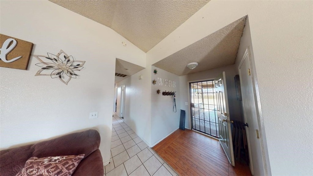 9381 Choiceana Property Photo 3